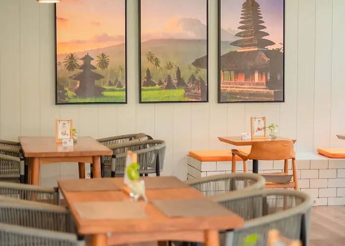 Puri Tempo Doeloe Boutique 3* سانور