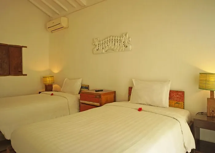 Puri Tempo Doeloe Boutique 3* سانور
